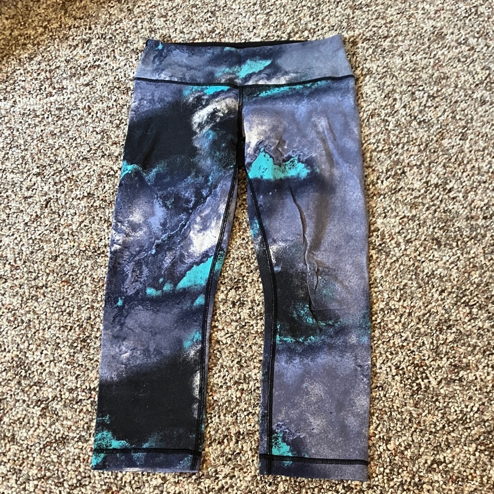 Lululemon Wunder Under- denim Milky Way